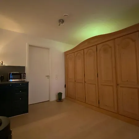Alpen-panorama Suite: Luxurious Mountain View Retreat In Munich