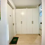 Alpen-panorama - Einzigartige Privatsuite Hoch Ueber Muenchen, 12tes Og, Alpenblick, Loggia, Whirlpool, 15 Minuten Zum Zentrum, Ruhe Und Erholung In Der Stadt Fuer Privat Und Geschaeftlich Reisende *