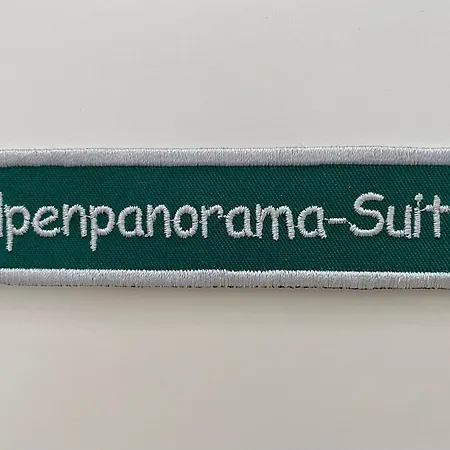 Alpen-panorama - Einzigartige Privatsuite Hoch Ueber Muenchen, 12tes Og, Alpenblick, Loggia, Whirlpool, 15 Minuten Zum Zentrum, Ruhe Und Erholung In Der Stadt Fuer Privat Und Geschaeftlich Reisende 홈스테이